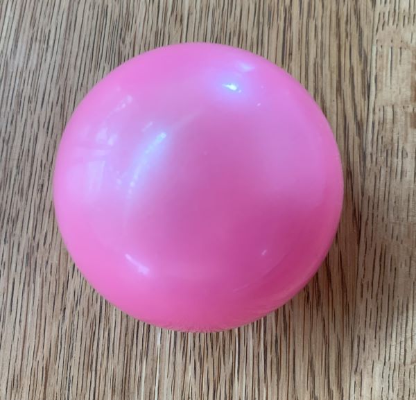 犬用おもちゃに使うカラーボール（かぎ針編み）