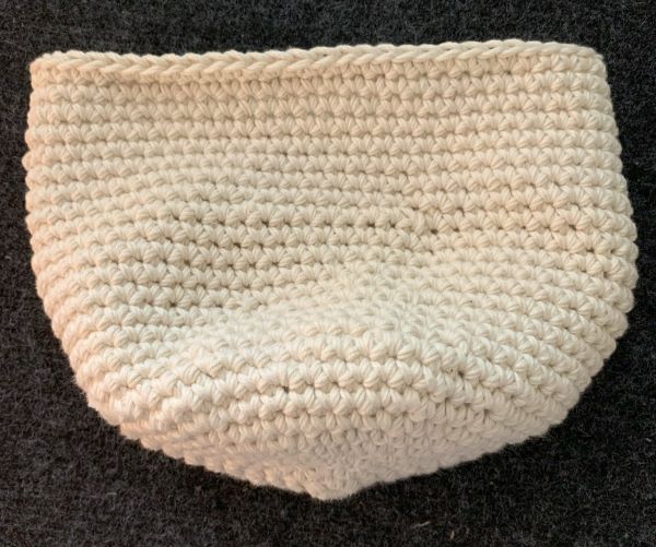かぎ針編みの練習で編んだもの(かごの側面)