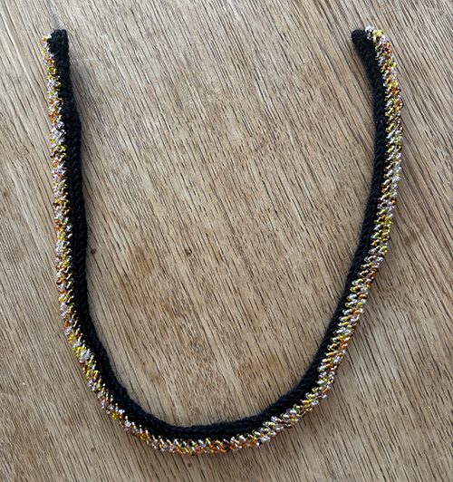 出来上がった犬用びーずネックレス