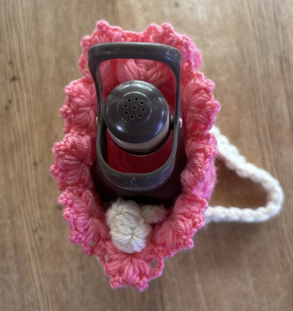 散歩用シャワーボトルを挿入（上から）